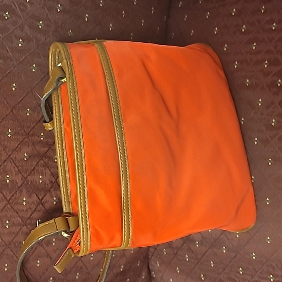 Handbag - Picture 3 of 3